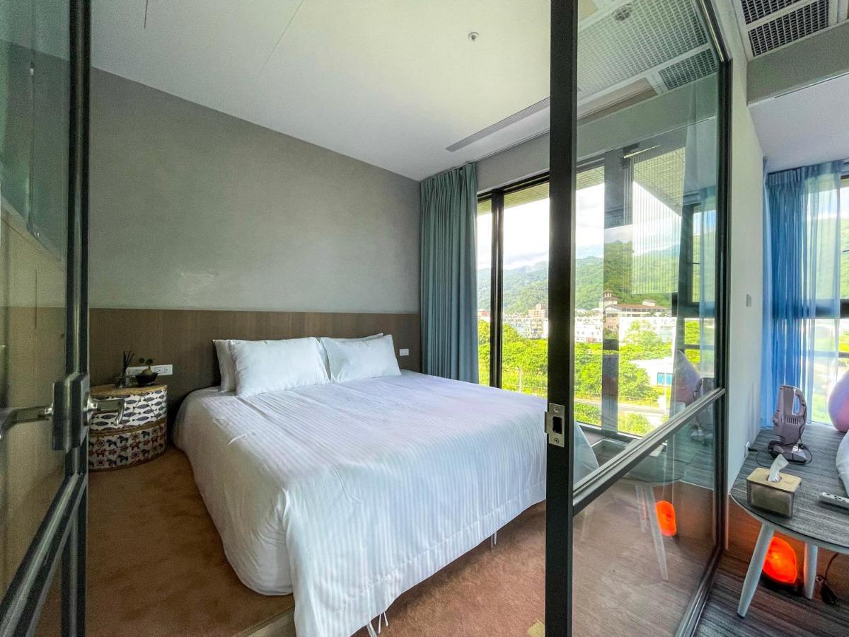 Toucheng Happyhouse頭城黑皮家 附早餐 Apartment Ngoại thất bức ảnh