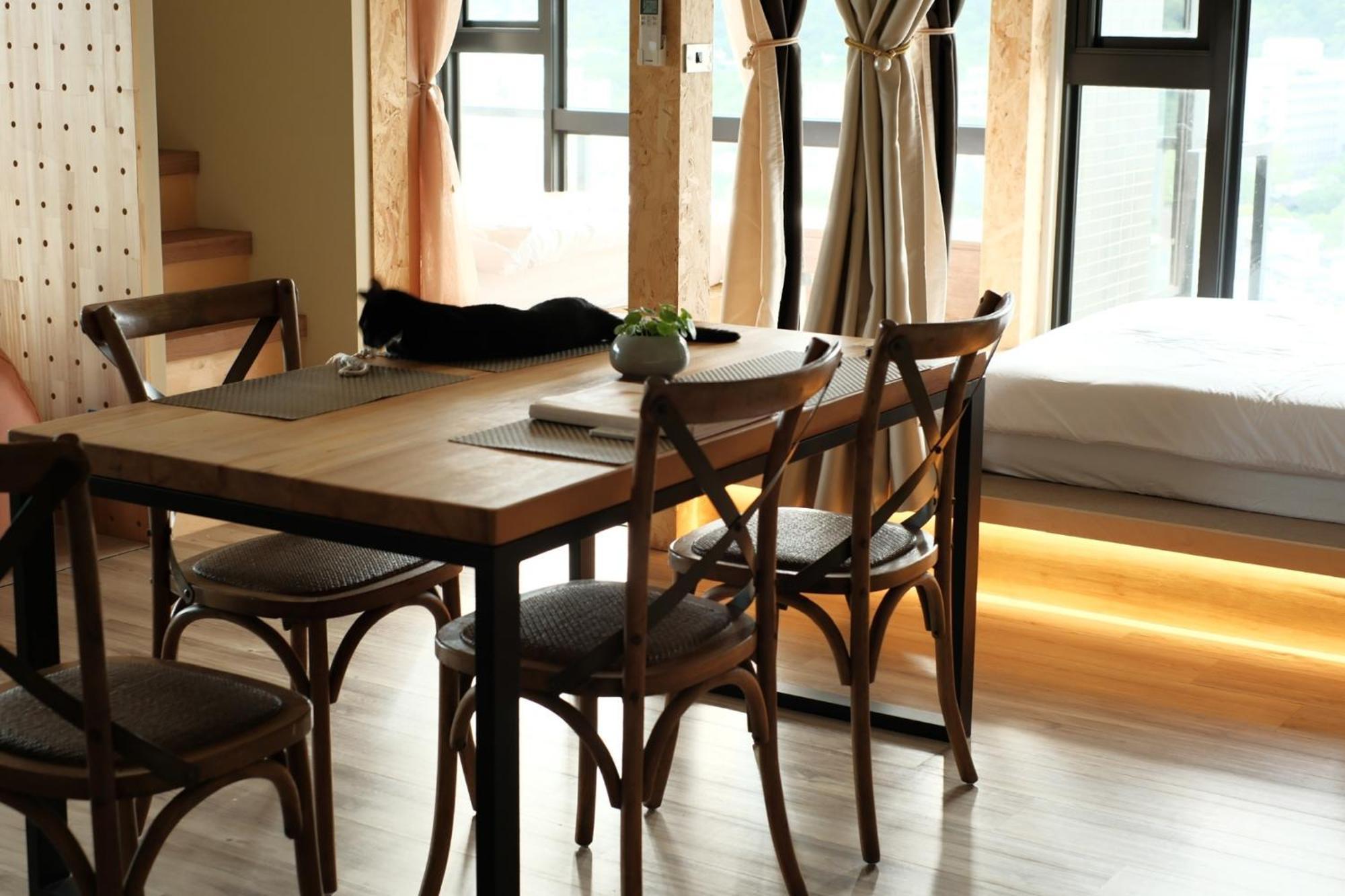 Toucheng Happyhouse頭城黑皮家 附早餐 Apartment Ngoại thất bức ảnh